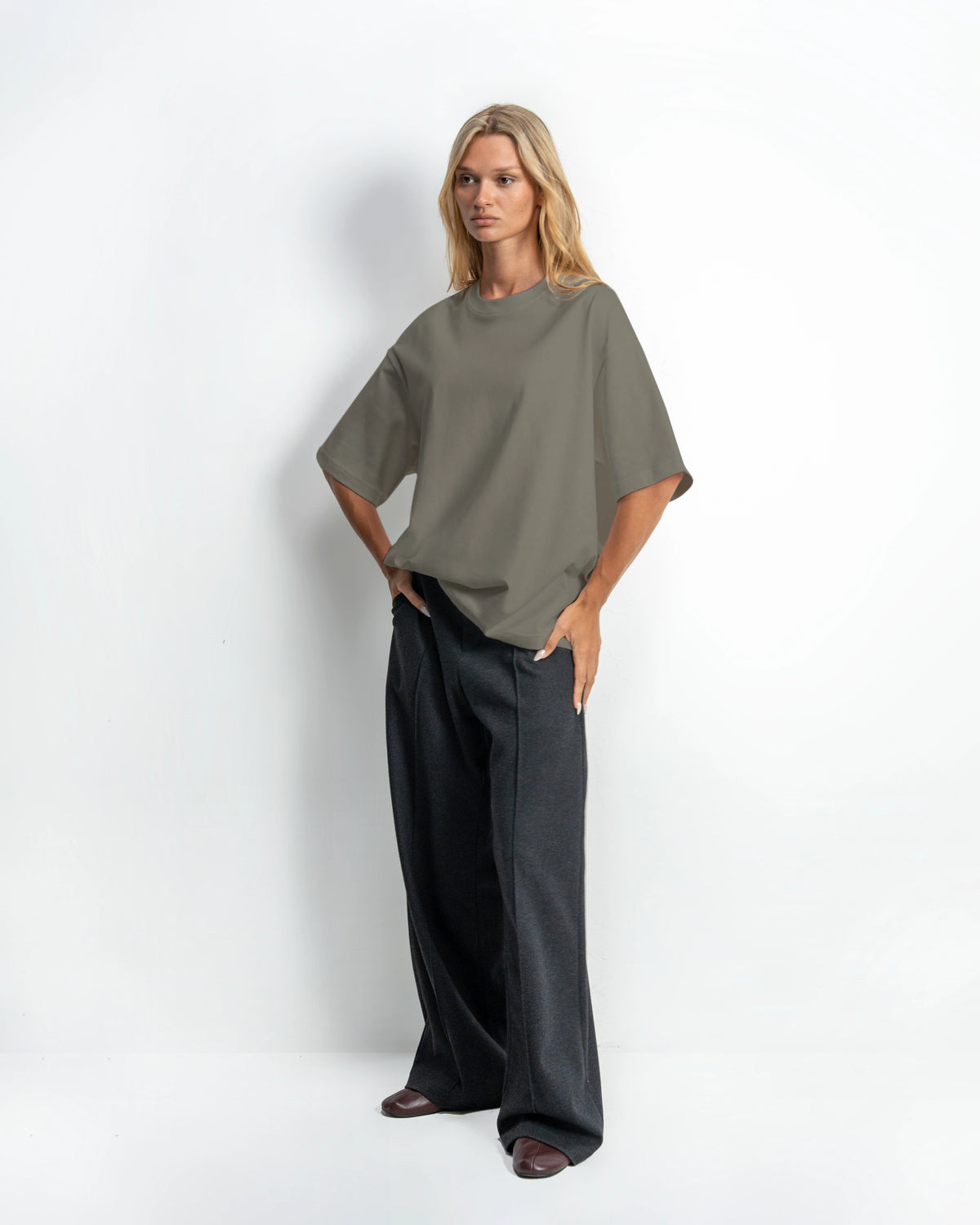 Relaxed Model 1 #Olive Grey