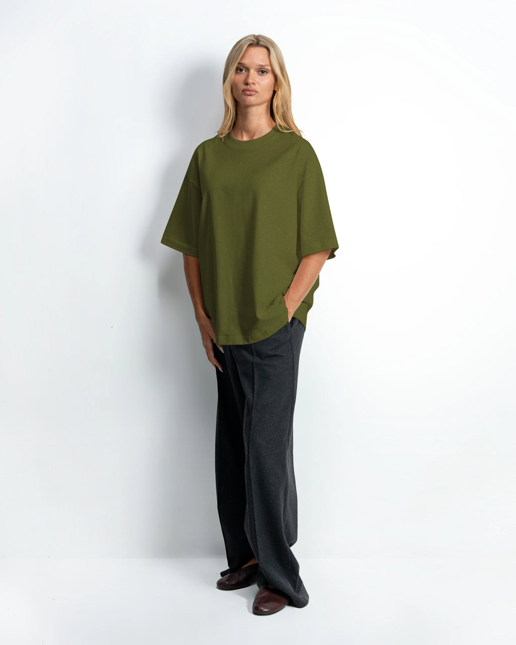 Relaxed Model 1 #Pistachios Green
